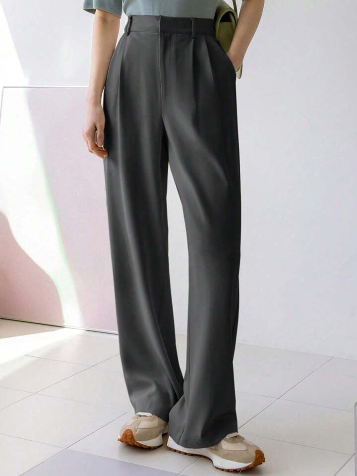 Seoul Soiree Pleated Joggers